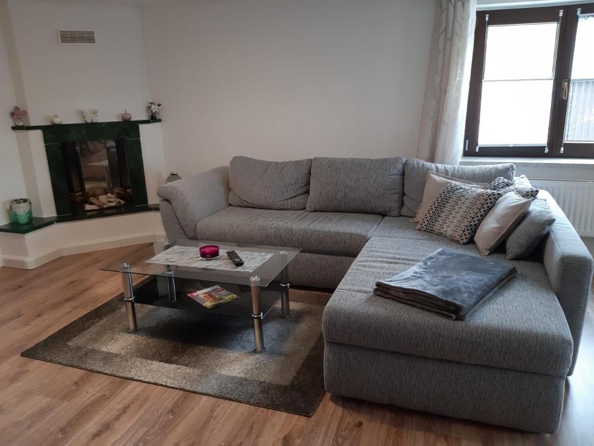 Familienfreundliche Ferienwohnung Zschorlau Экстерьер фото